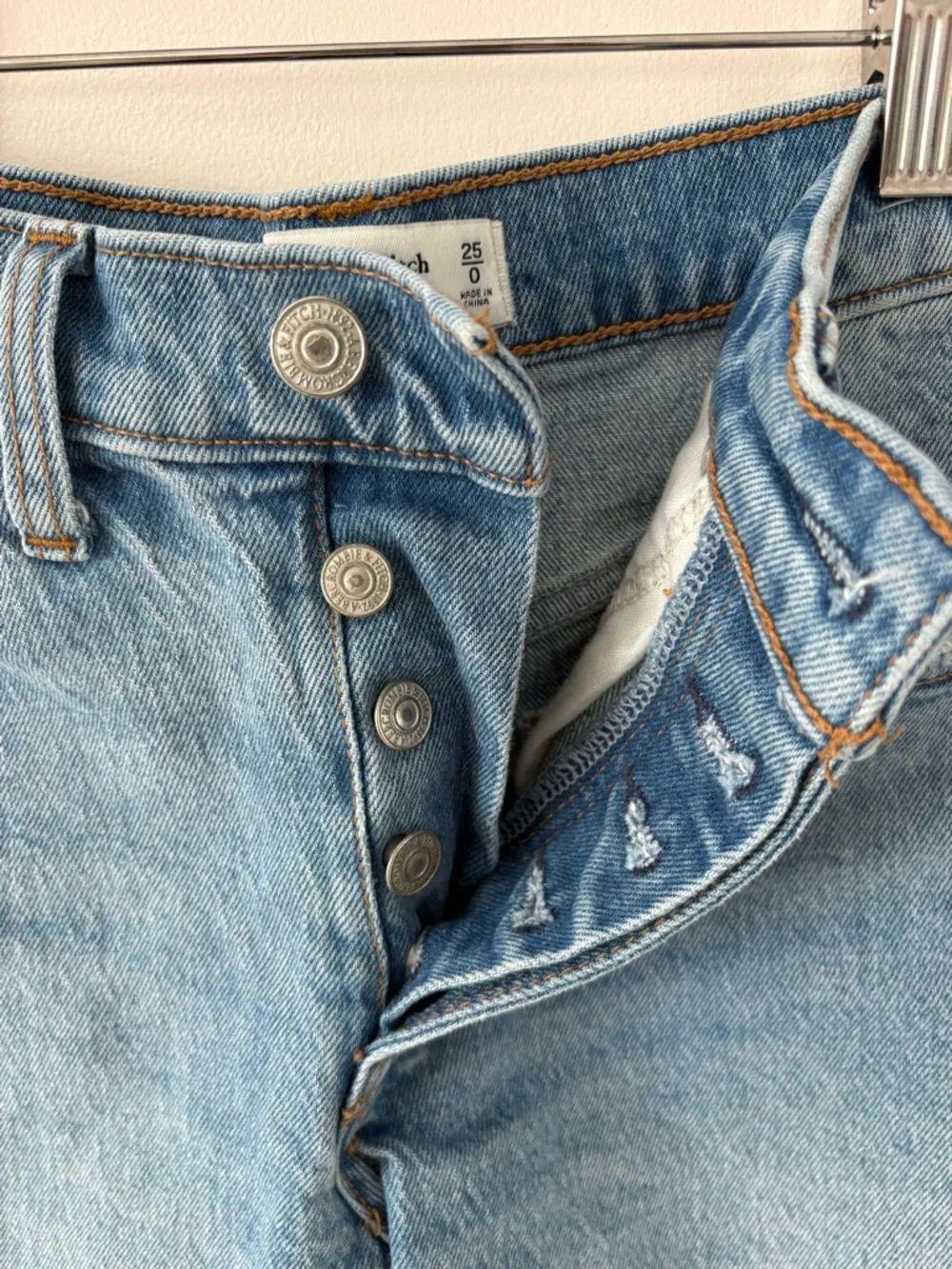 Abercrombie and Fitch 90s Baggy Short Cutoff Denim